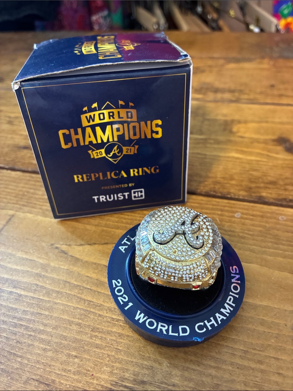 Atlanta Braves 2021 World Champions Replica Ring - Gold Crystal